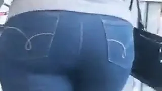 Nice Booty In Tight Jeans