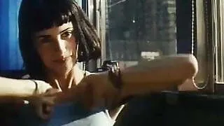 Penelope Cruz with hairy armpits