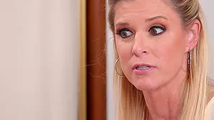 Mature blonde lesbian India Summer seduces teen babe Gianna Dior