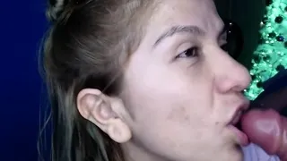 Amateur webcam blowjob and cumshot