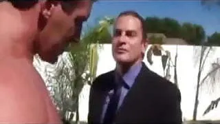 Die Schwestern zahlen den Gaertner in Naturalien