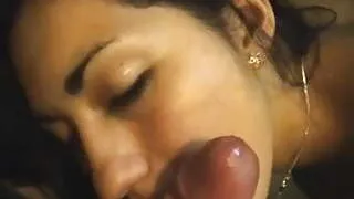 Argentine babe Amira creampied