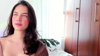 Masturbating Sexy Webcam Babe Big Boobs Webcam Solo