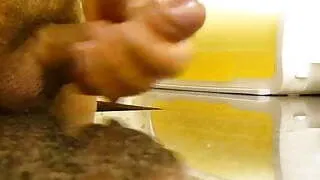 Penis cumshot in the kitchen 2010-08-20