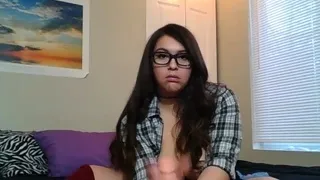 Webcam fun mature brunette with toys cum on cam