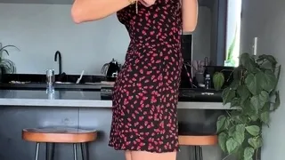 Amateur Close Up Squirting Masturbation