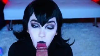 Amateur brunette chick toying her ass and pussy on webcam