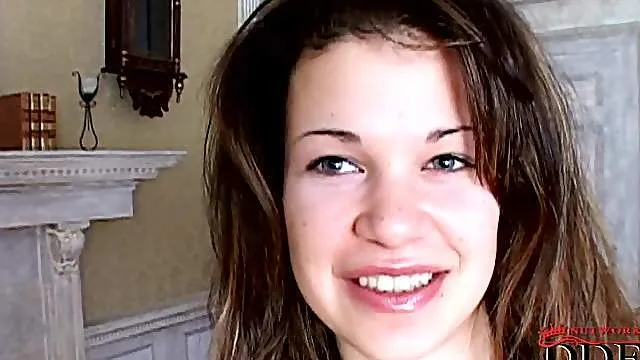 Arousing stripping and pussy stretching action