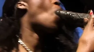 Ebony babe gets her big phat juicy booty eaten