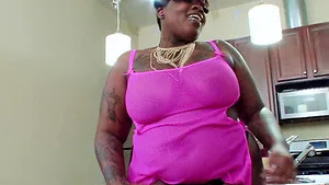 BBW Onyxxx Samone gets fucked in different poses on the floor