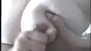 auf die titten gespritzt