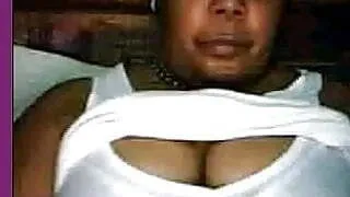 dominican bbw show  bra on cam 