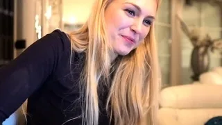 Amateur Webcam Chick Masturbates On Webcam More at