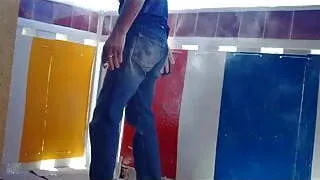 Horny Builder in Levis Jeans - Smoke & Wank