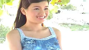 Brunette hottie Katie Chung likes to strip down outdoors