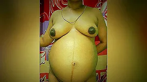 Indian Shweta masturbating for me and making me happy