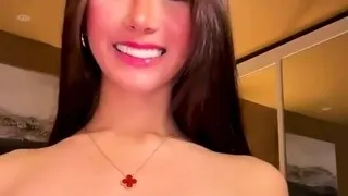 Amateur Webcam Teen Masturbates And Teases