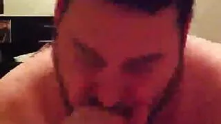 Oso comiendo polla y tragando lefa