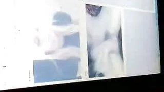 Hot Australian Webcam Flash Tits