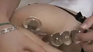 Une Pute Attache l'a dans l'Cul