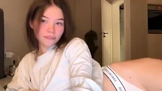 Close up teen pussy gaping action