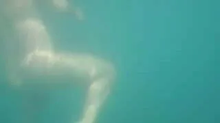 Sarah nude snorkeling 3