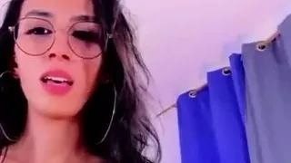 Brunette Solo Webcam Masturbation