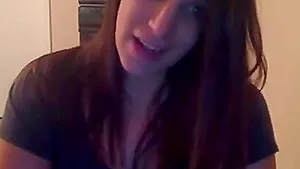 Pregnant girl flaunts her goodies