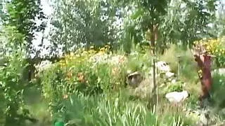 Lesbian Bbws in outside