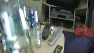 Besoffene Schlampe in den Arsch gefickt