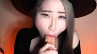 YummyKimmy - The Good Witch