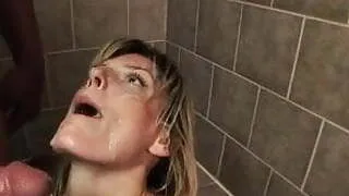 Milf anal in shower