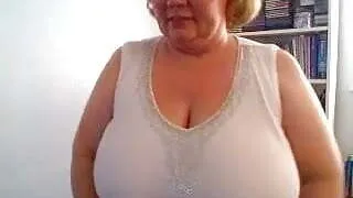 Madura con buenos tetos