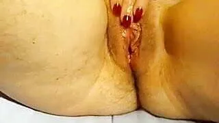 nass gespielte Ehemuschi 