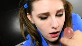 Homemade amateur blonde teen blowjob and cumshot