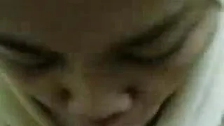 malay hijab gal sucking bf cock