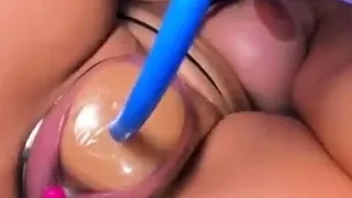 Close up MILF masturbation