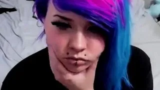 Amateur Webcam Chick Masturbates On Webcam More at