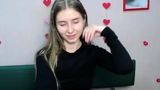Amateur Ukrainian babe chats on webcam