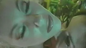 Gorgeous lesbian babe seudces a formidable brunette with a hot body