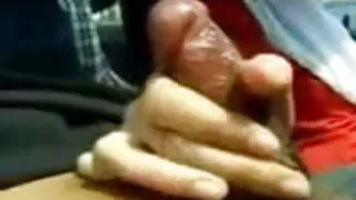 malay gal masturbate her bf (no audio)