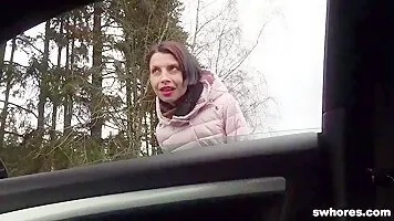 Horny Whore Blows Dude In Car - FreePublicPorn.com
