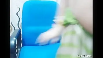 Super horny Desi Bhabhi Shows Her Naked Body On Camera