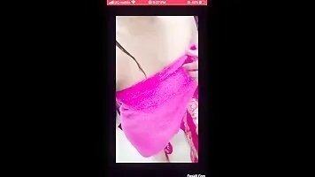 Super Hot Desi Indian Girl Nude Selfies