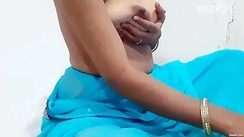 Exclusive Horny Desi Bhabhi Shows Her Big Boobs On Webcam