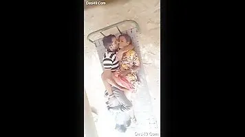 Desi bhabhi jerks off her pussy with her fingers and fucks hard in the anus with a client