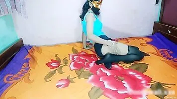 Desi Bhabhi Plays with her tits and pussy on camera