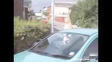 Shameless girl pissing