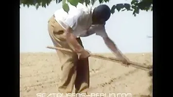 Scat girl on a picnic