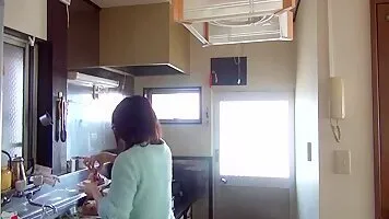 Chimaki poops before going outside